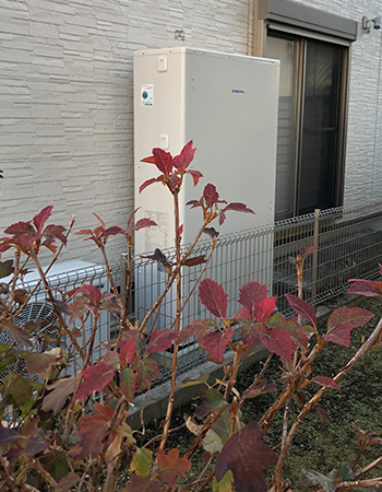 オユナノ薄型・美容室へ設置